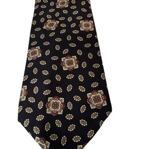 John Henry 56 X 3 1/2 inch Vintage Patterned silk Neck Tie Navy Blue Dad grandpa
